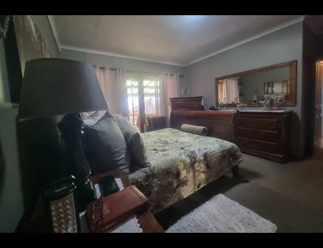 6 BEDROOM FREESTANDING FOR SALE IN HEIDERAND
